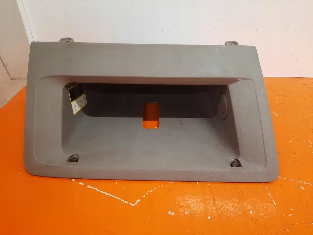 Fiat Panda II 03-11 hansikaslokero oikea