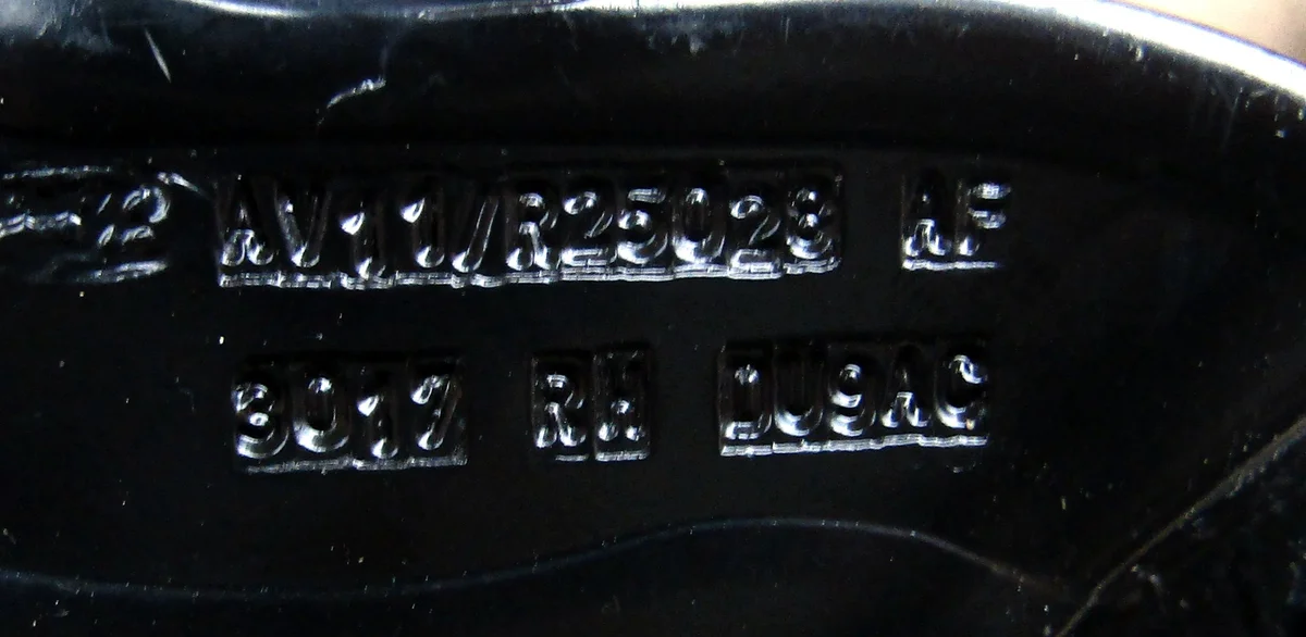 Bisagra Puerta Trasera Derecha Ford B-MAX image 5