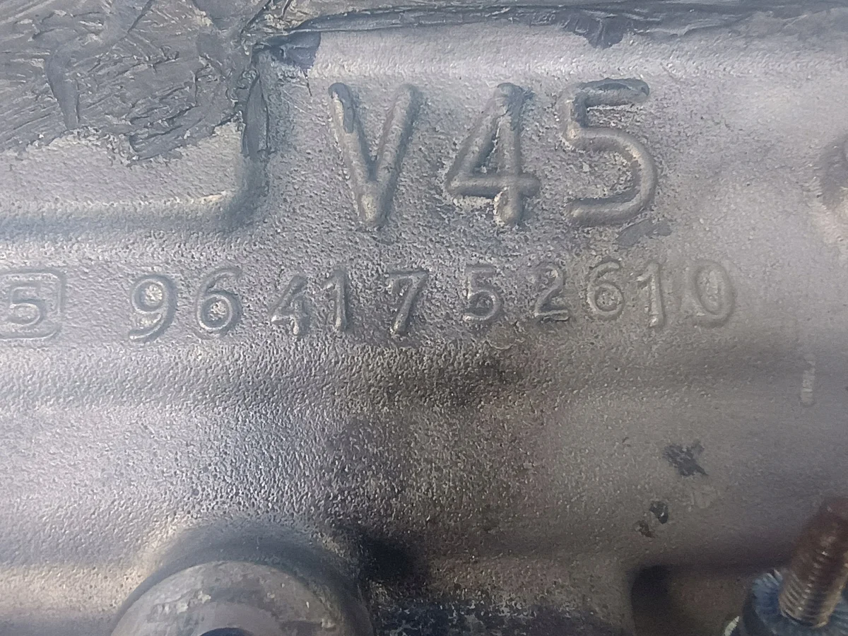 Culasse Volvo V50 2.0D 2005 - OEM image 8