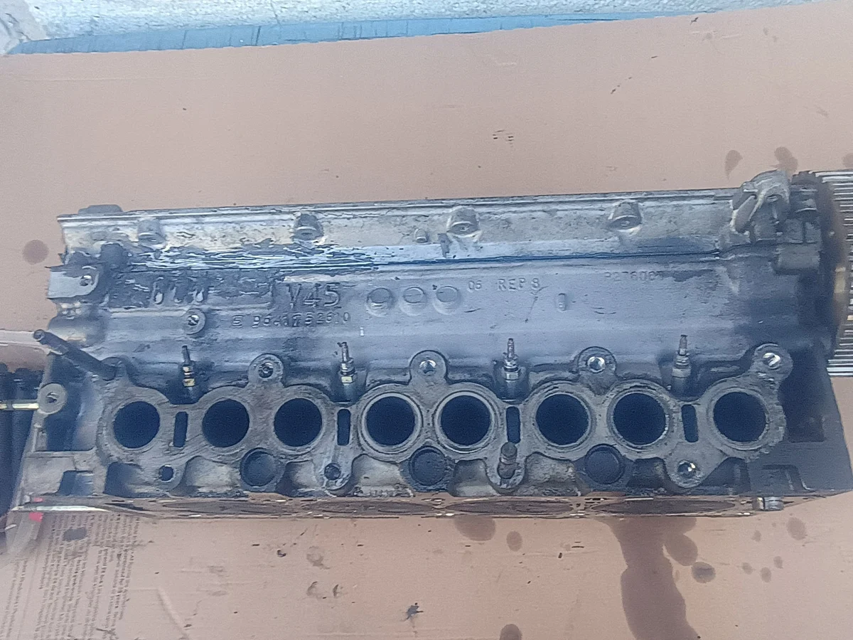 Culasse Volvo V50 2.0D 2005 - OEM image 9