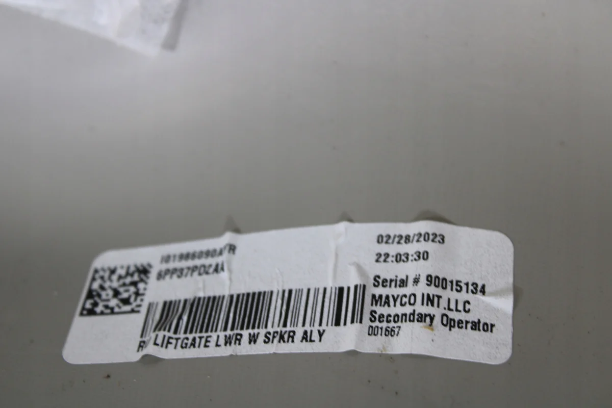 Chrysler Pacifica 2017 Tapete Porta-malas Usado image 5