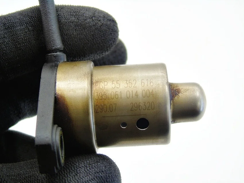 Ölstandssensor 2.8 V6 Turbo Opel Saab image 4