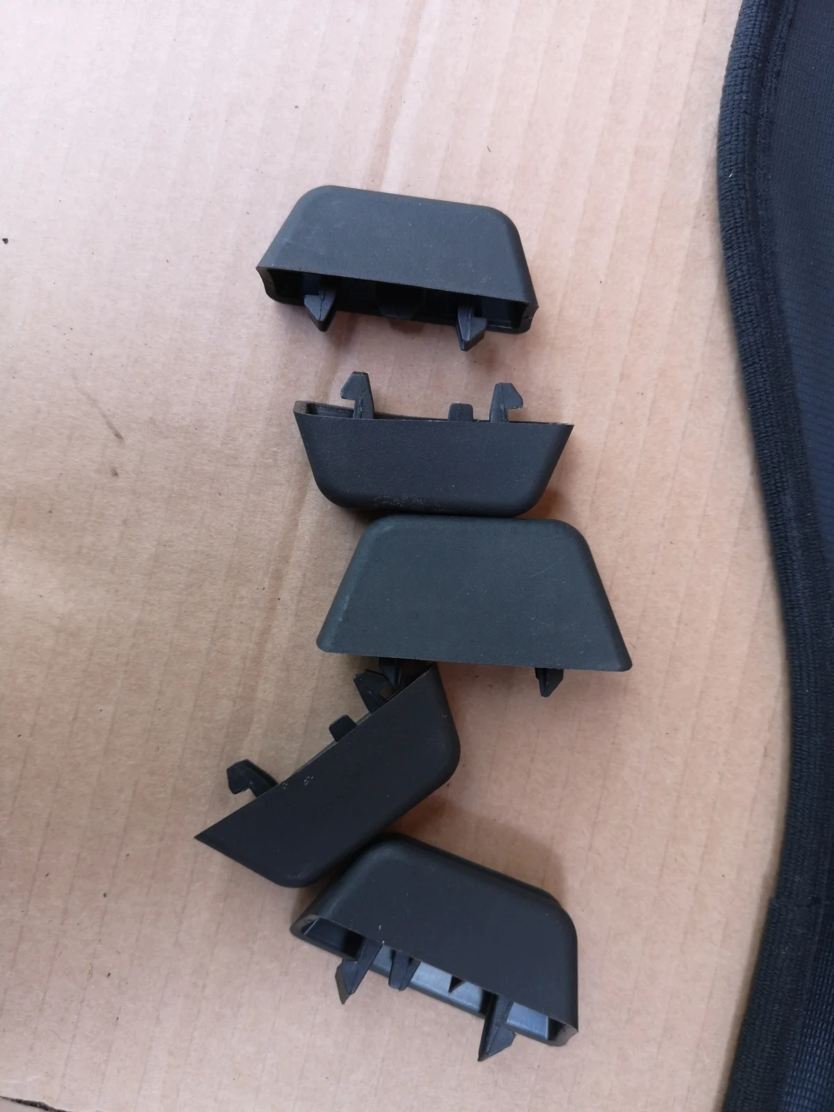 Ford Mondeo MK5 14- Tampa de Porta-Malas Usada image 6