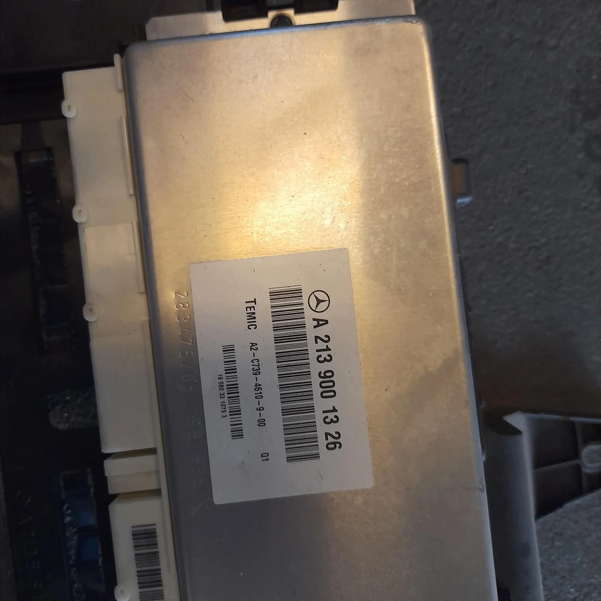 Mercedes E-Class W213 Suspension Control Module image 3