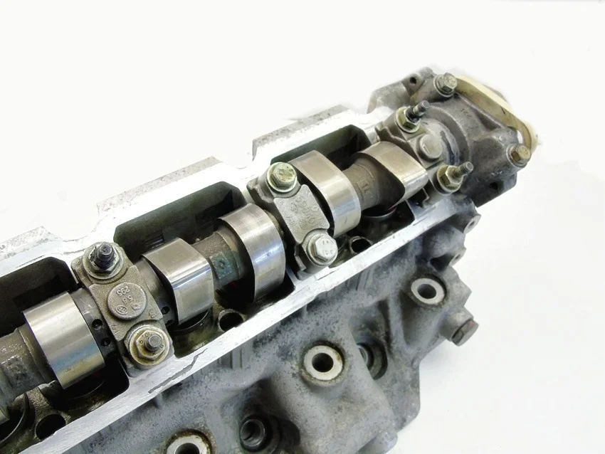 Cabeçote Renault Laguna 1.8 2.0 8V Usado image 5
