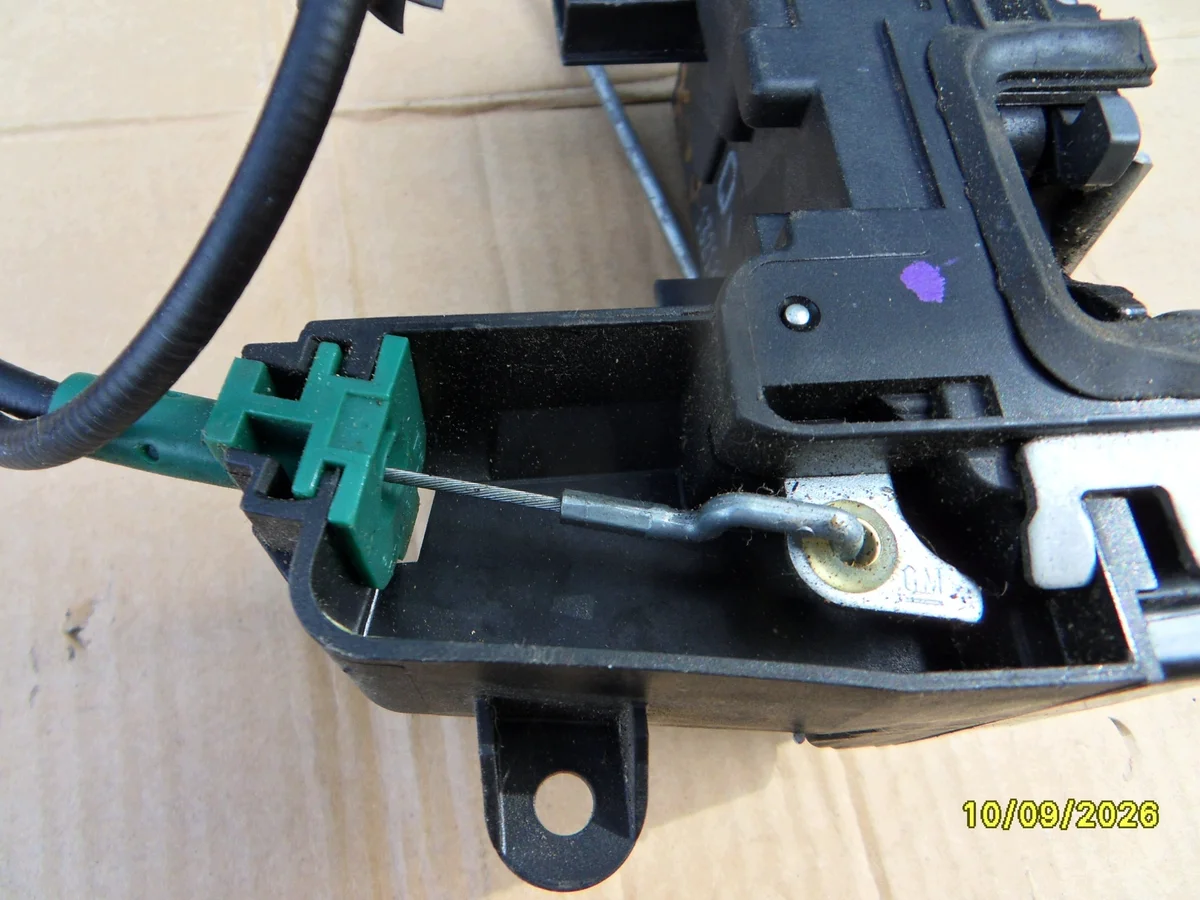 Dörrlås höger fram Opel Astra H image 6