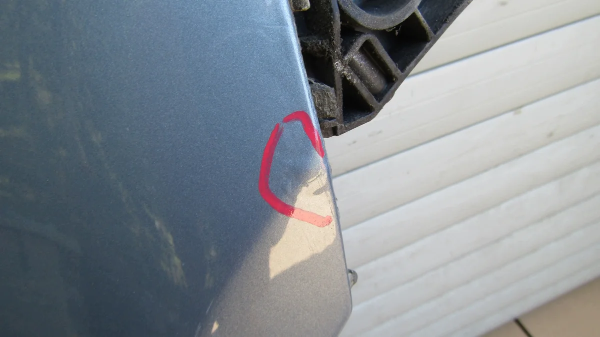 VW Passat CC etulokasuoja oikea käytetty image 3