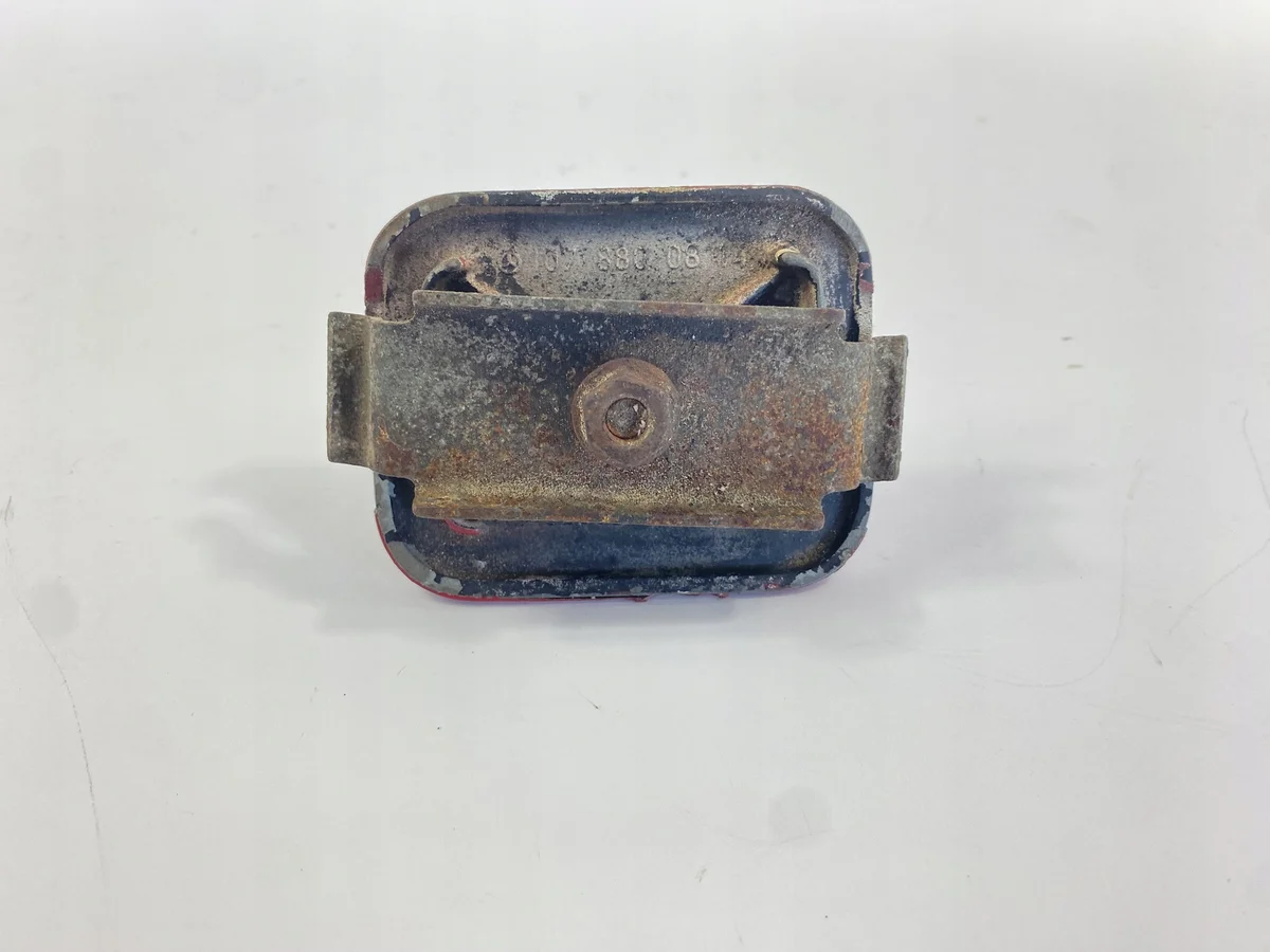 Halterung Stoßstange Vorne Rechts Mercedes R107 image 8