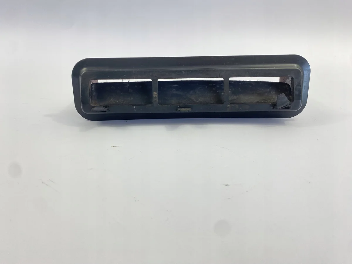 Grille ventilation coffre Mercedes R107