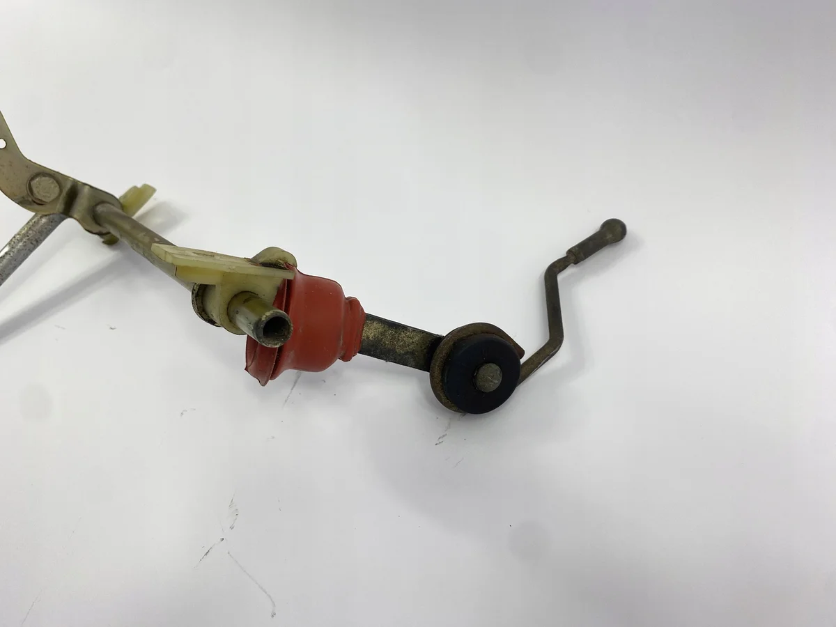 Gaszug Mechanismus Hebel Pedal Mercedes R107 image 8
