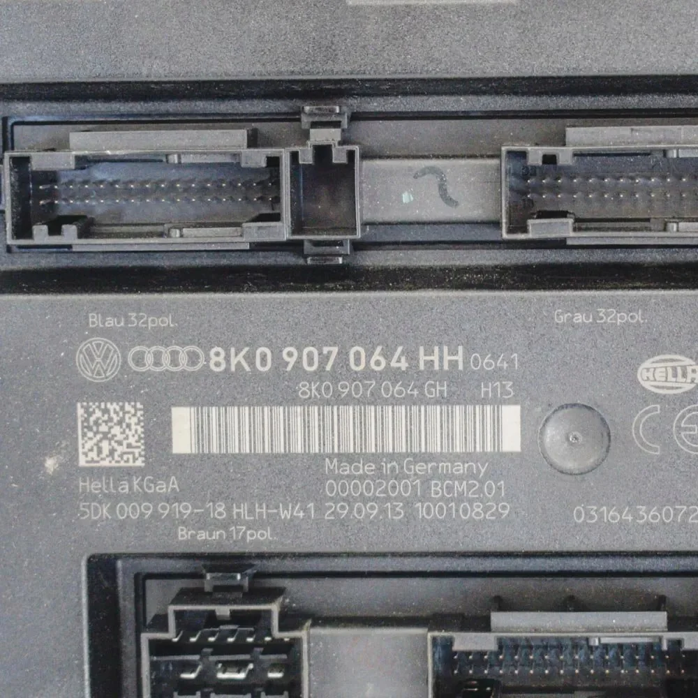 Audi A5 Cabrio Comfort Module 8K0907064HH image 3