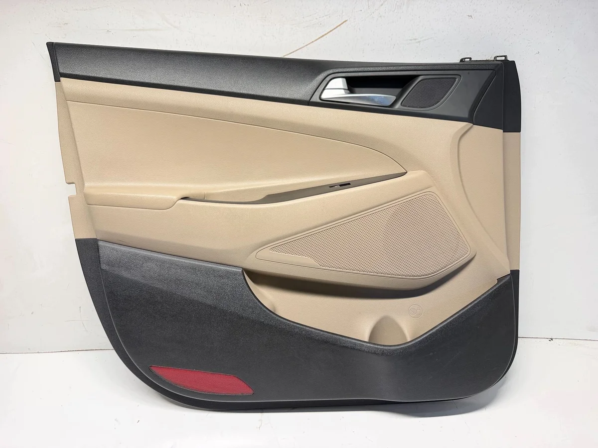 Seitenverkleidung Tür vorne links Hyundai Tucson II