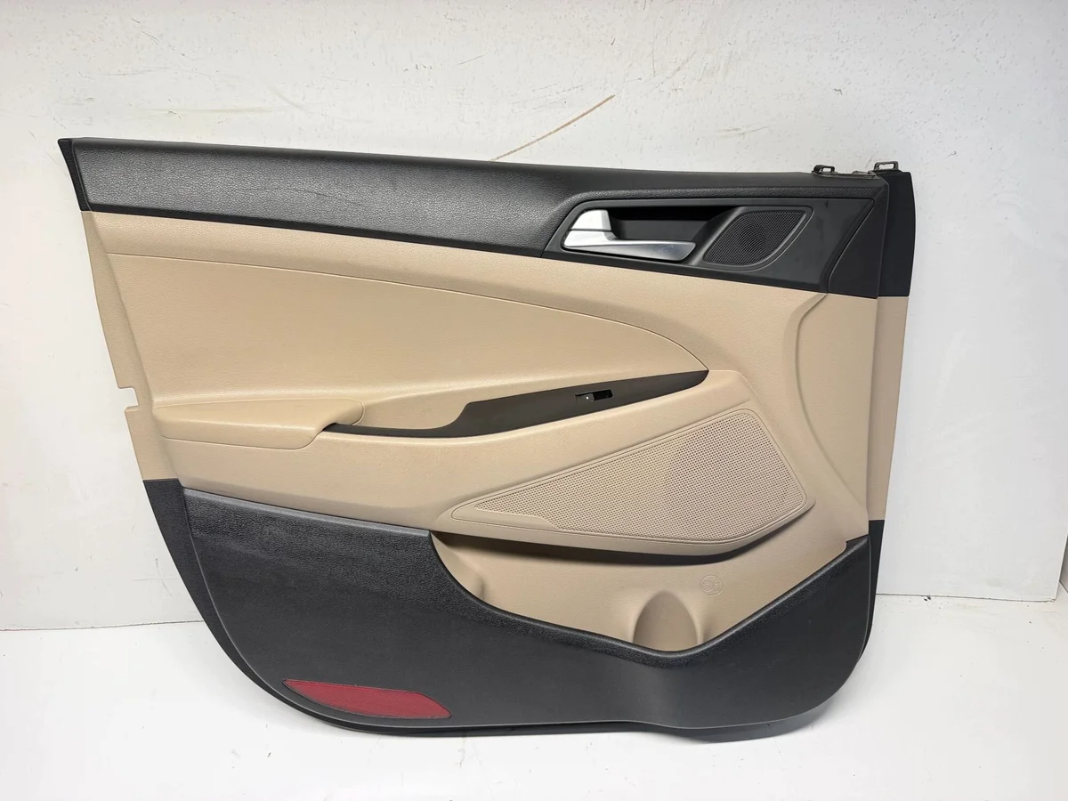 Seitenverkleidung Tür vorne links Hyundai Tucson II image 3