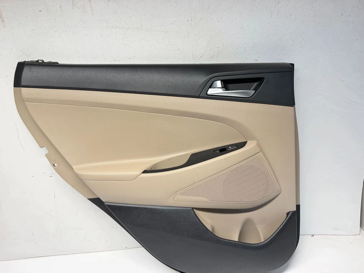 Bouton de porte arrière gauche Hyundai Tucson II image 3