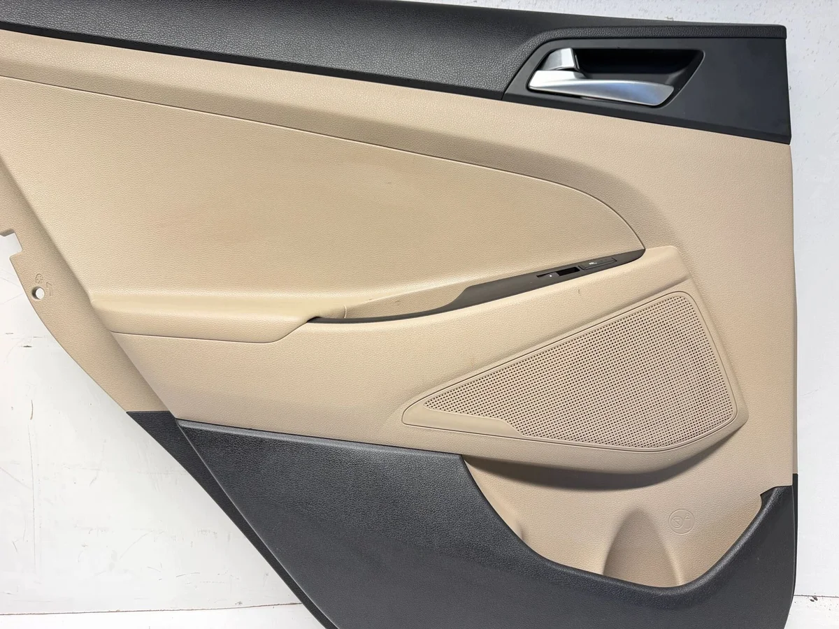 Bouton de porte arrière gauche Hyundai Tucson II image 4