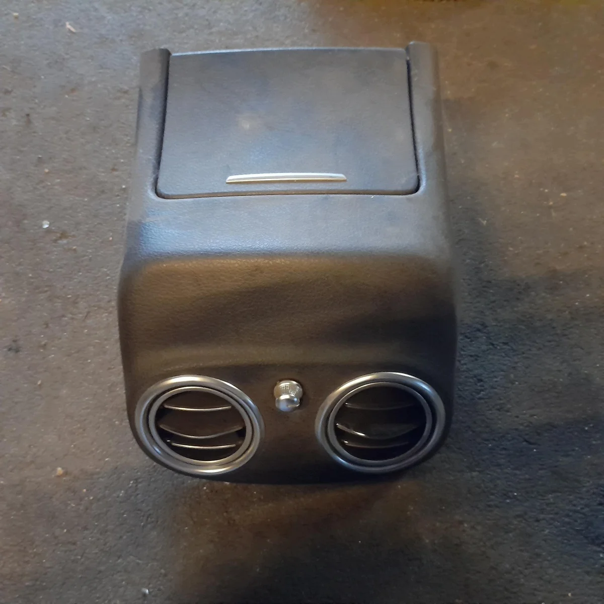 Mercedes W213 E-Klasse Asbak Achter A2136805001