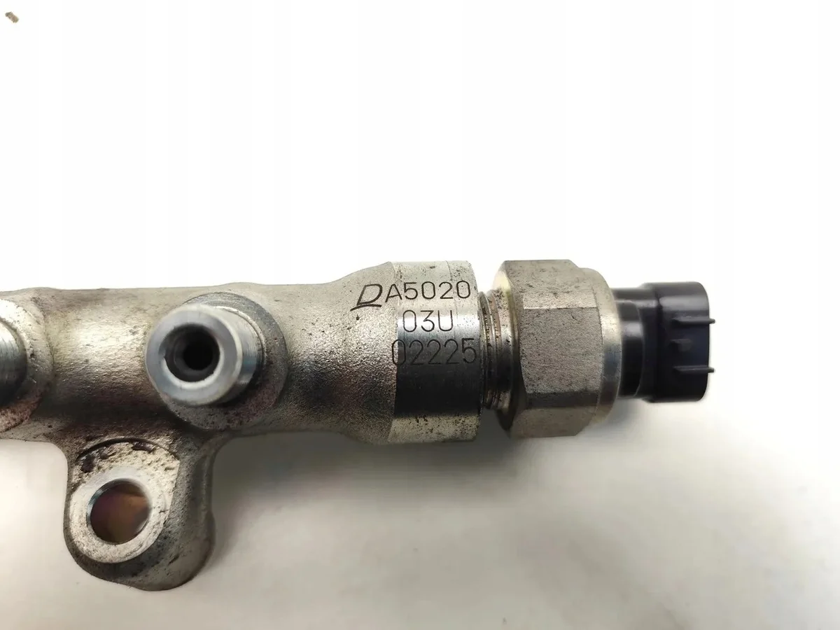 Mazda 3 2.2 D Diesel Einspritzleiste A502003U image 7