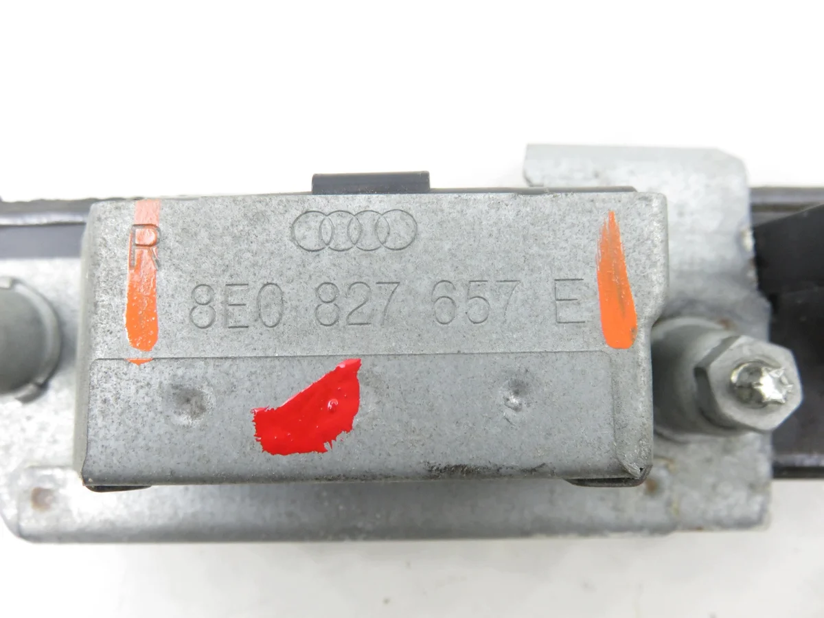 Audi A6 Avant Emblem M1151204-8E0827657E image 3