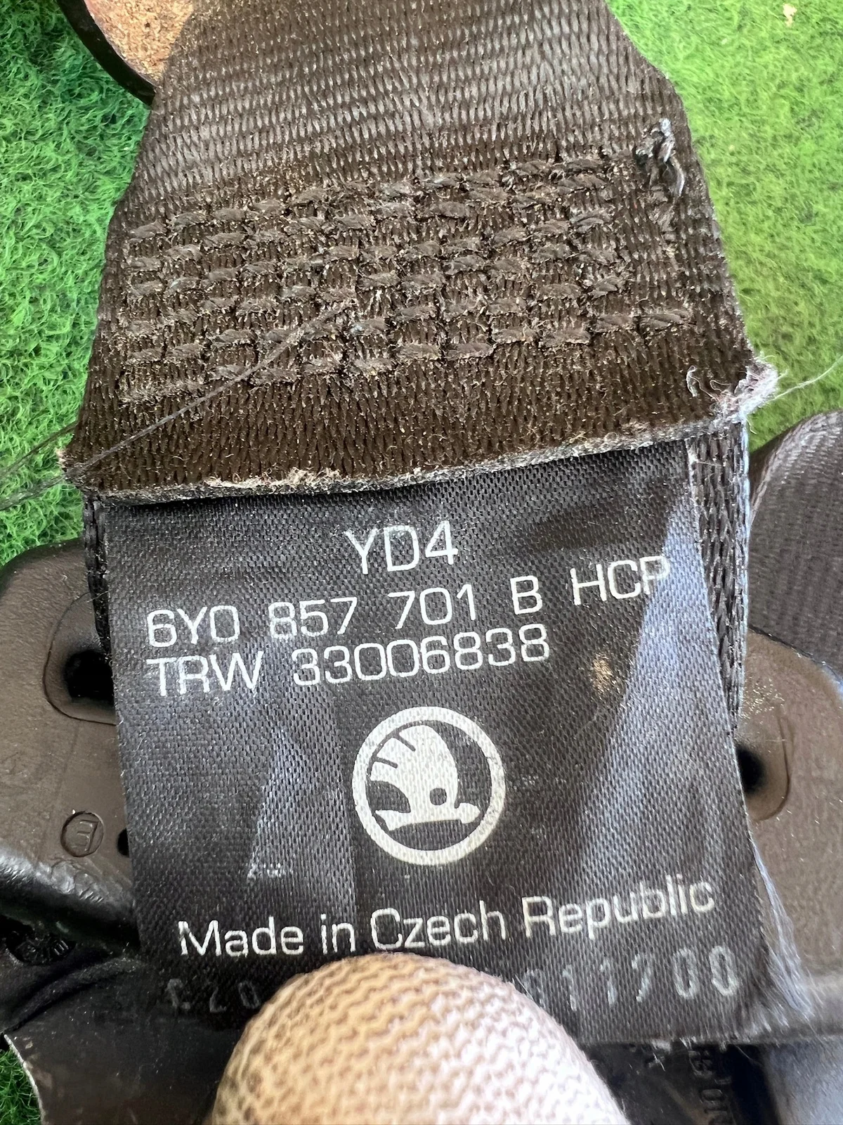 Cinturón de seguridad Skoda Fabia I 6Y image 3