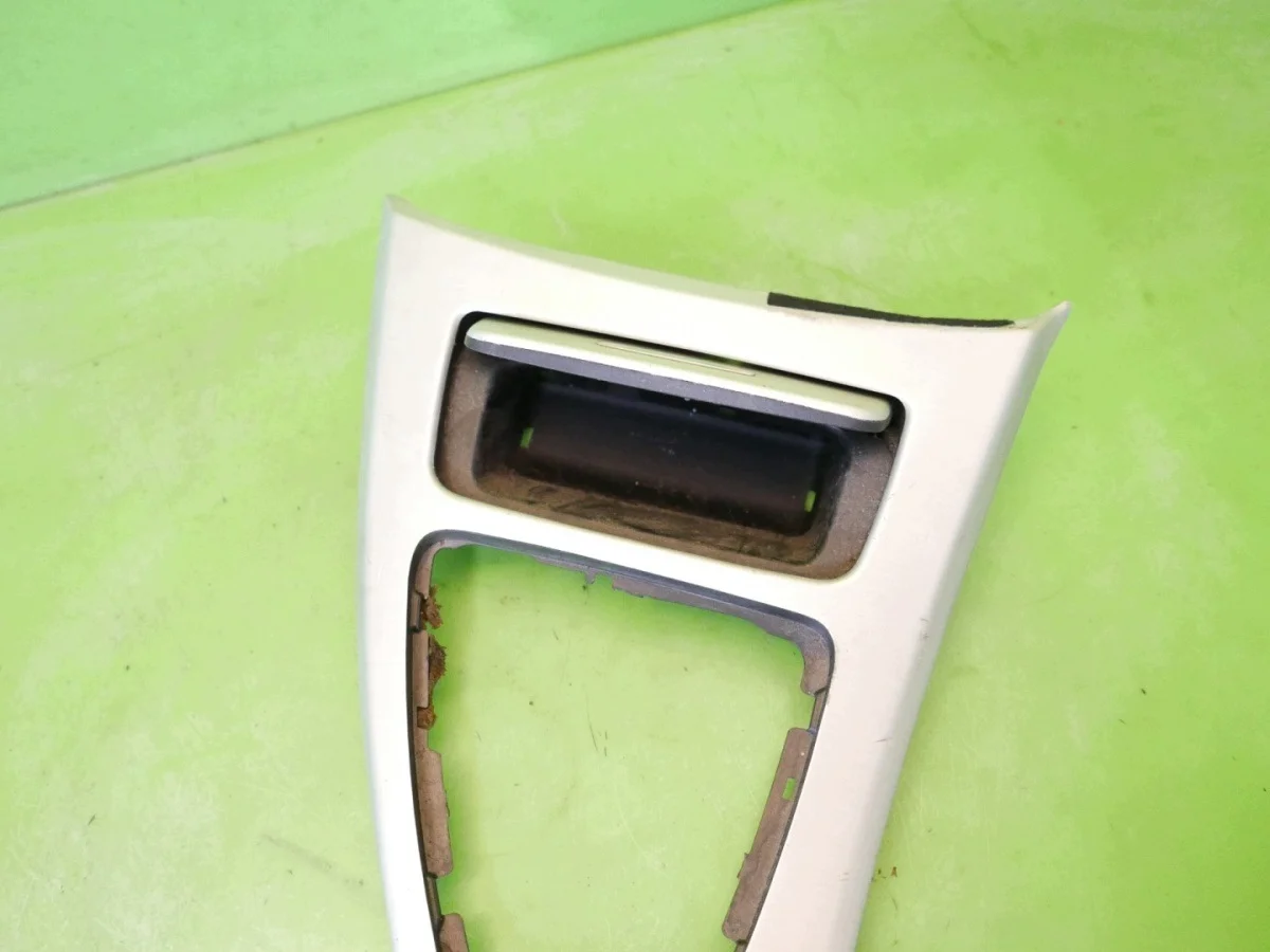 Zierleiste Mittelkonsole BMW E91 325d Kombi image 5