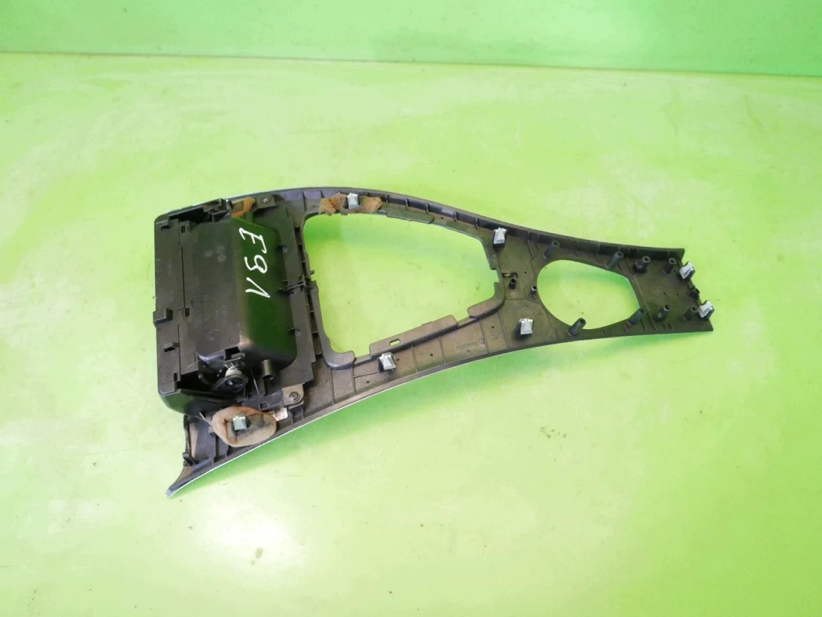 Zierleiste Mittelkonsole BMW E91 325d Kombi image 8