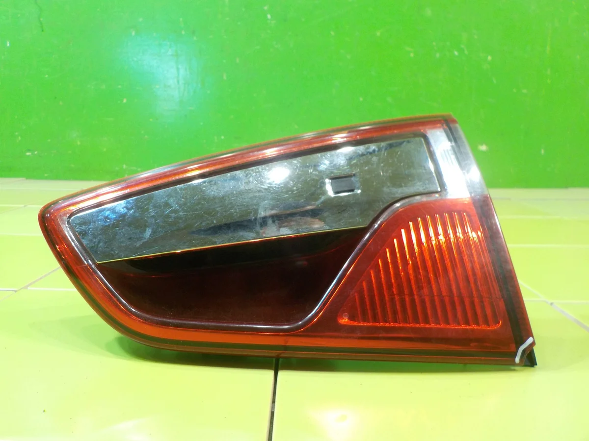 Ford EcoSport takaluukun kahva oikea