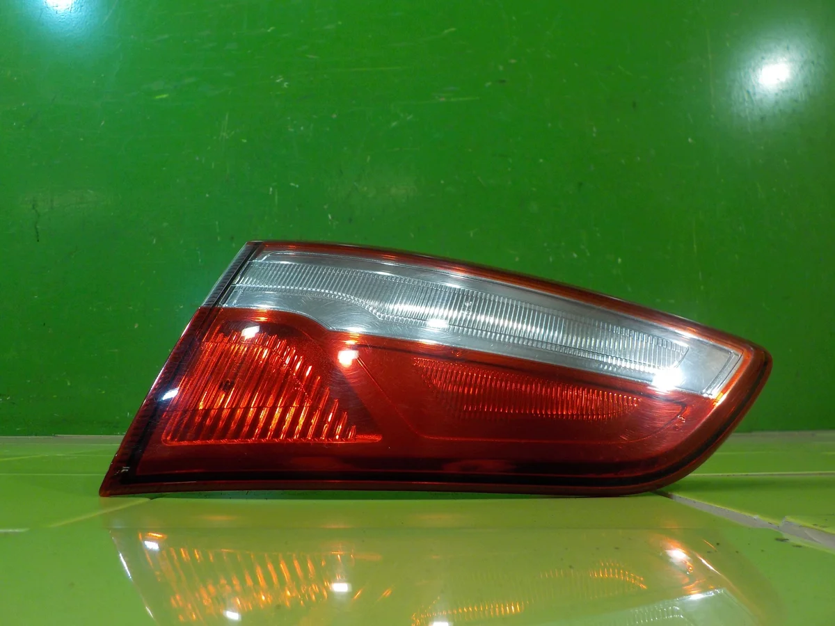 Refletor Ford Ecosport 2 1.5 DCI Traseiro Esq.