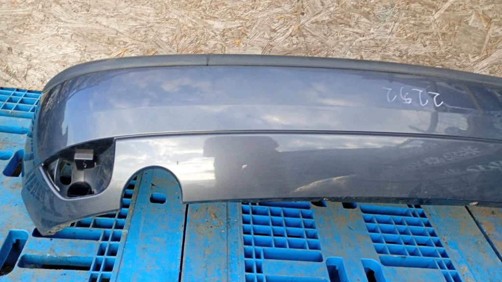 Para-choques Traseiro Ford Focus MK1 Usado image 5