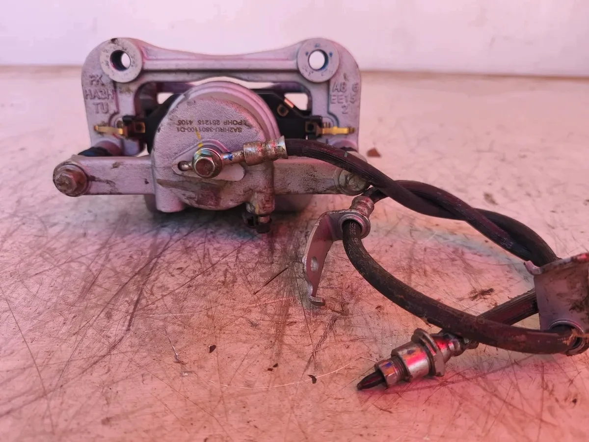 Used Front Brake Caliper BYD SA2HRU-3501100-D1 Left image 4