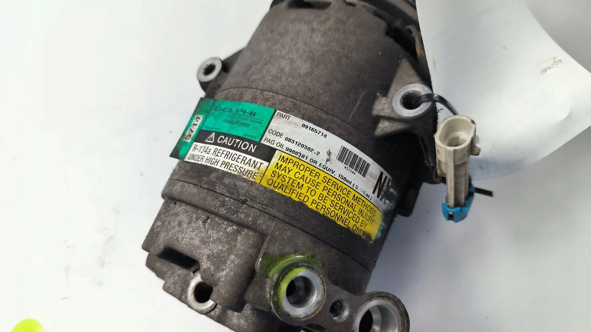 Opel Klimakompressor 09165714 gebraucht image 5