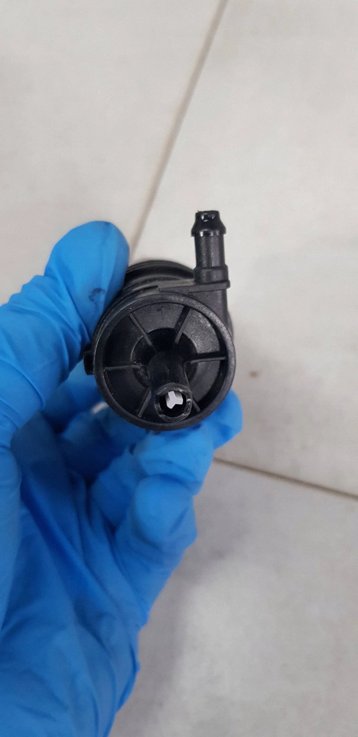 Bomba Limpador BMW 67127310147 Usada image 3