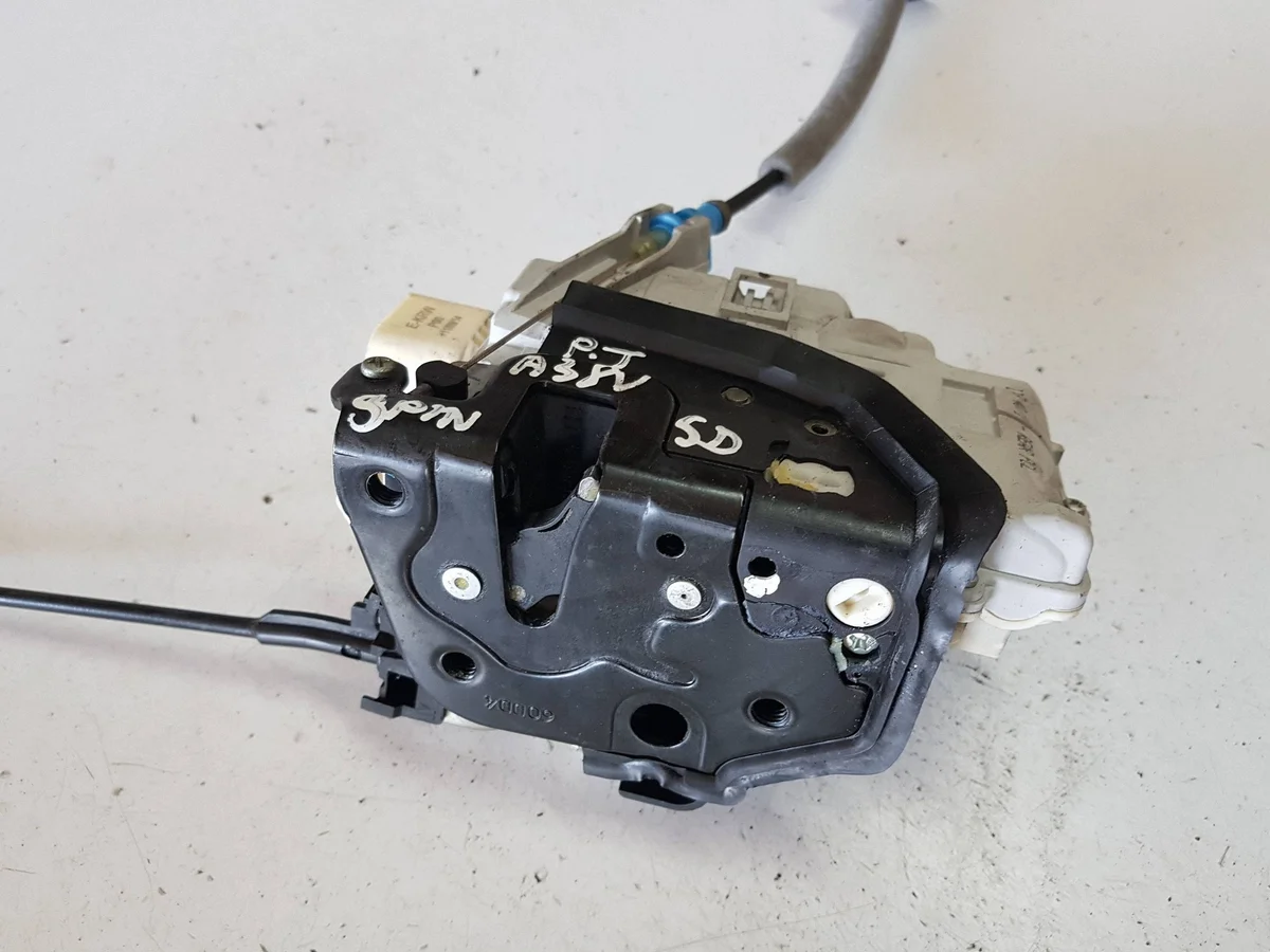 Audi A3 8V takalukko, 9-pin, OEM I4G0839016I image 3