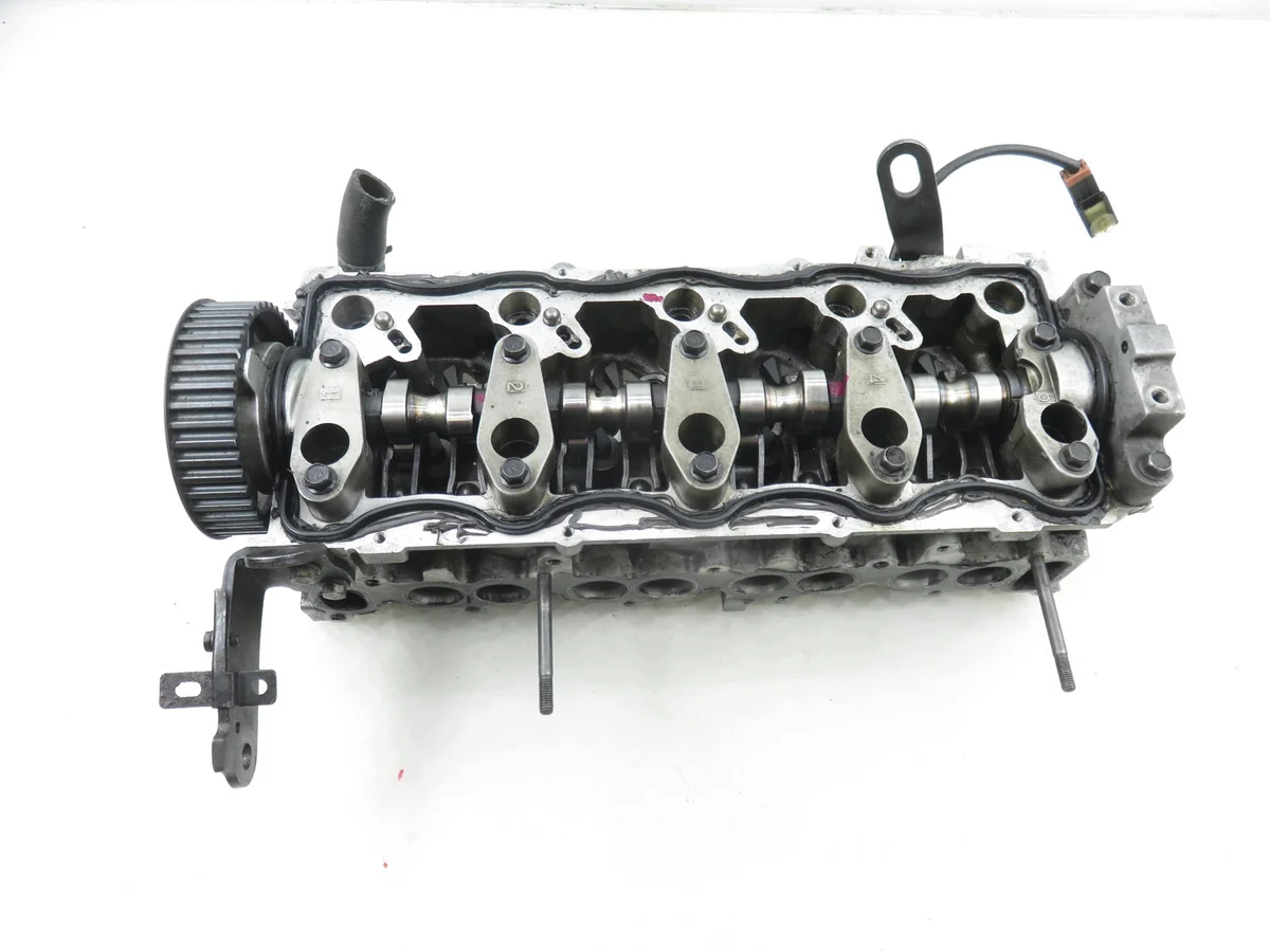 Cilinderkop Kia Carens III 2.0 CRDi