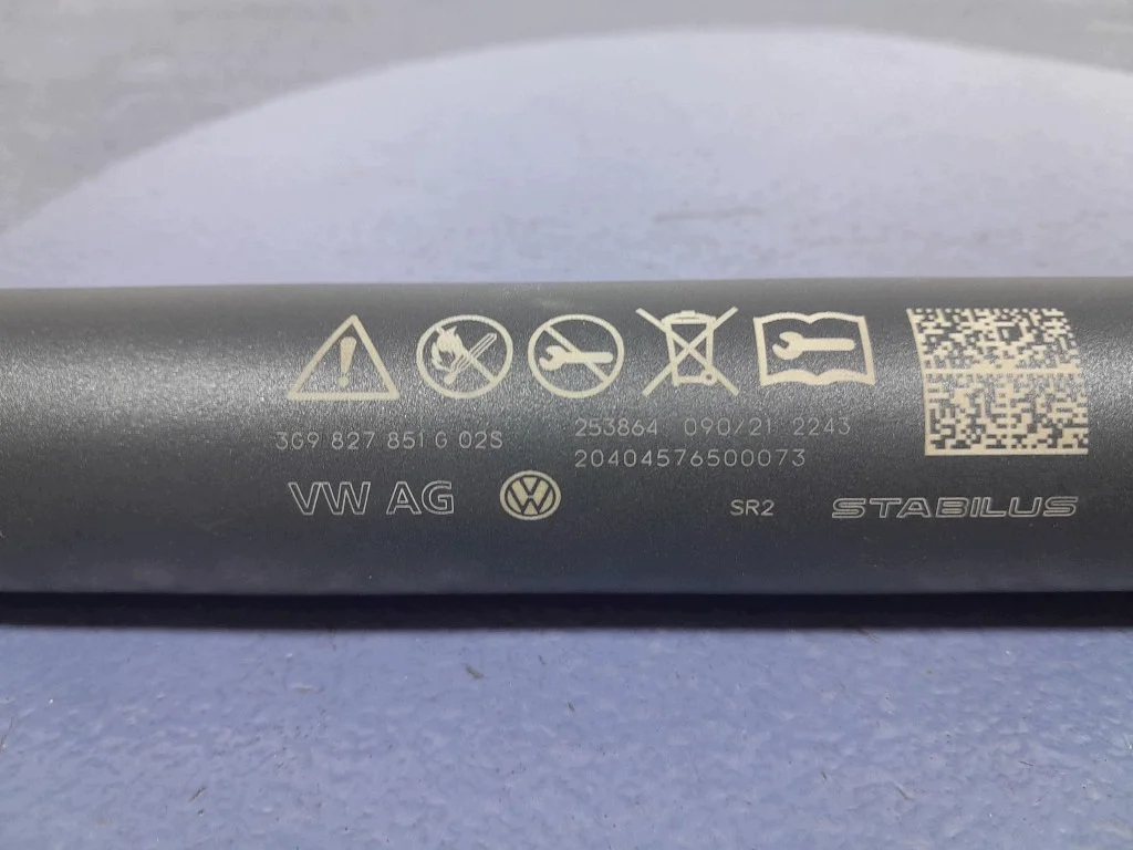 VW Passat B8 Lift 19- Klappe Gasdruckfeder 3G9827851G image 6