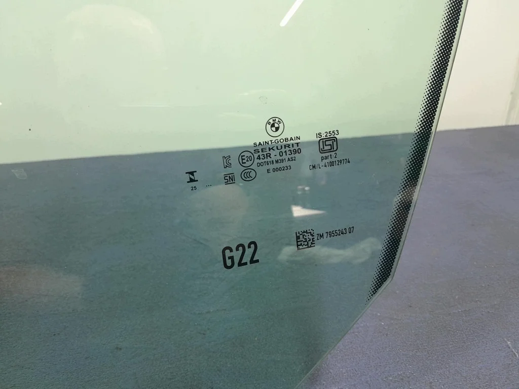 BMW M4 G82 G22 LCI 24- Vetro Porta Sinistra
