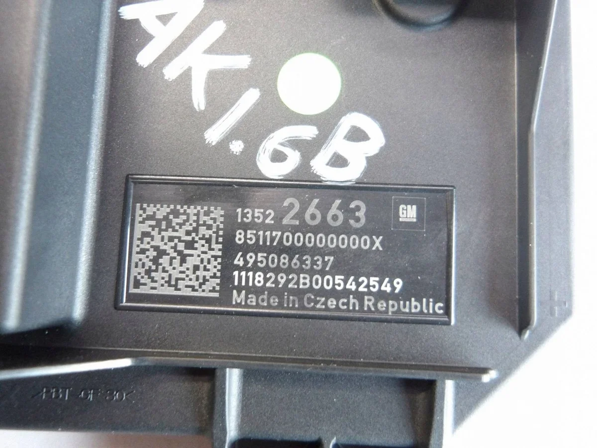 Opel Fuel Pump Control Module 13522663 image 3