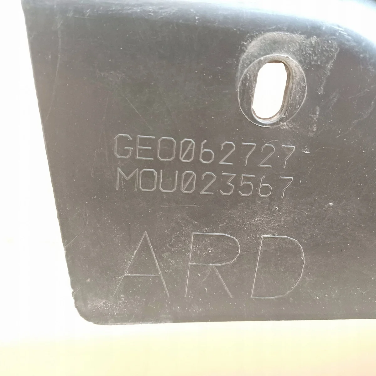 Opel Mokka B Achterspatbord 9835149380 image 6