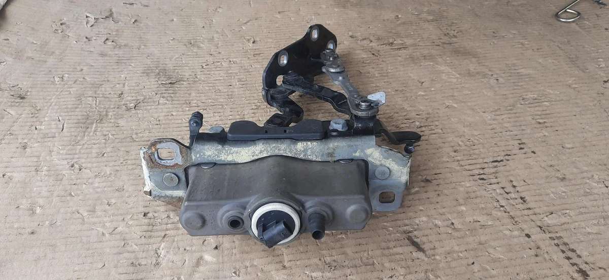 Charnière capot gauche Mercedes W212 A2129066201 image 6