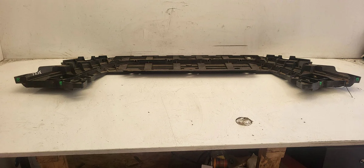 Volvo V40 2017 Cache pare-chocs avant JUT293267 image 4