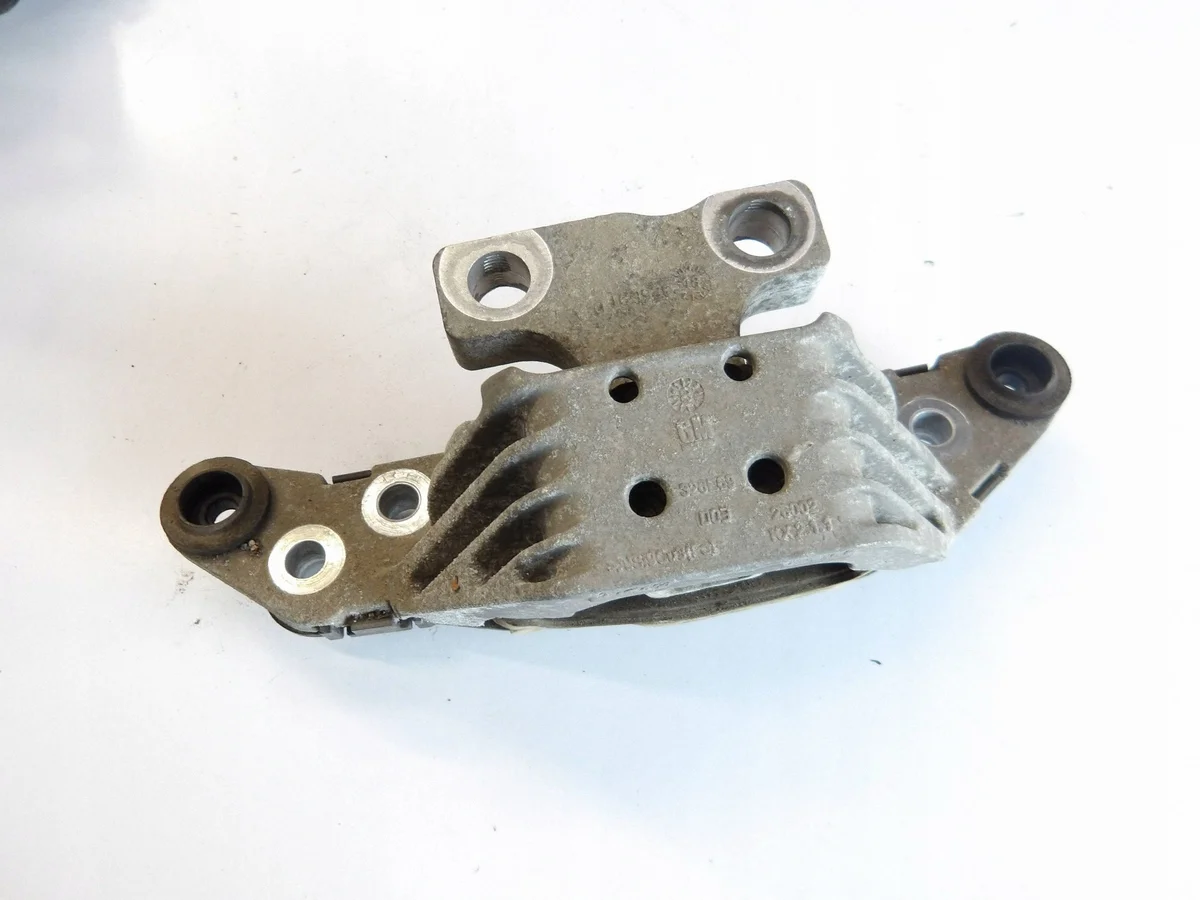 Engine Mount Opel Astra K 1.6T 13363910 Used