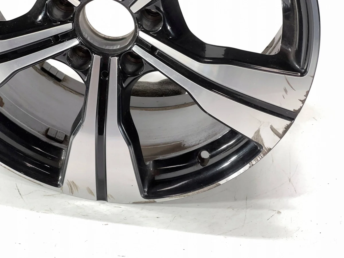 Mercedes-Benz C W206 A2064014000 image 3