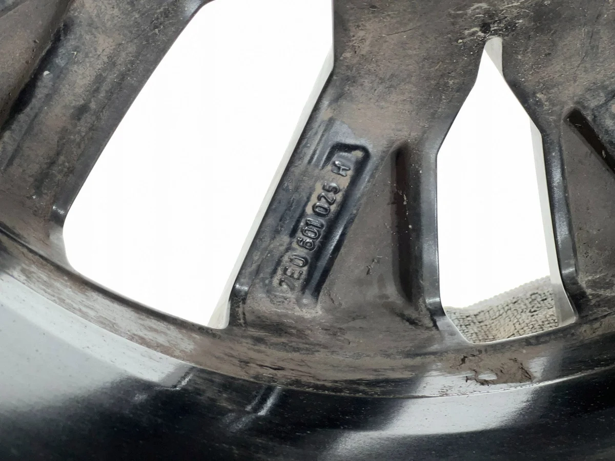 Parte da carroceria Volkswagen Transporter T6 Usada image 6