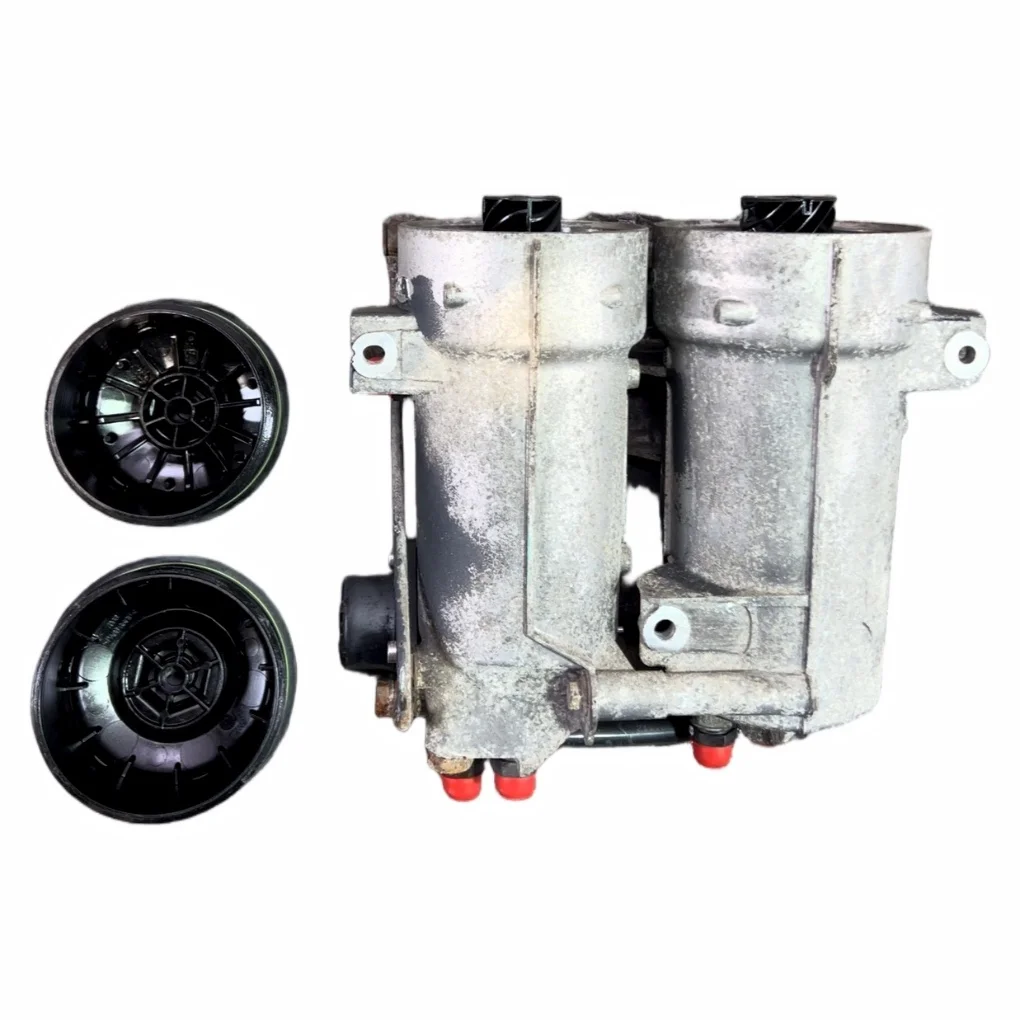 Boîtier filtre à carburant SCANIA 2545614 image 8