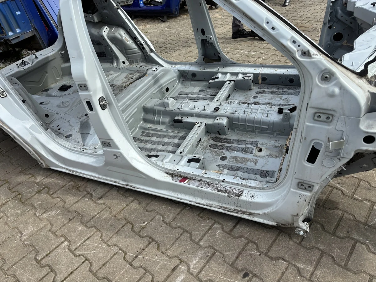 PRÓG PRAWY DS 3 CROSSBACK 18- PK28514