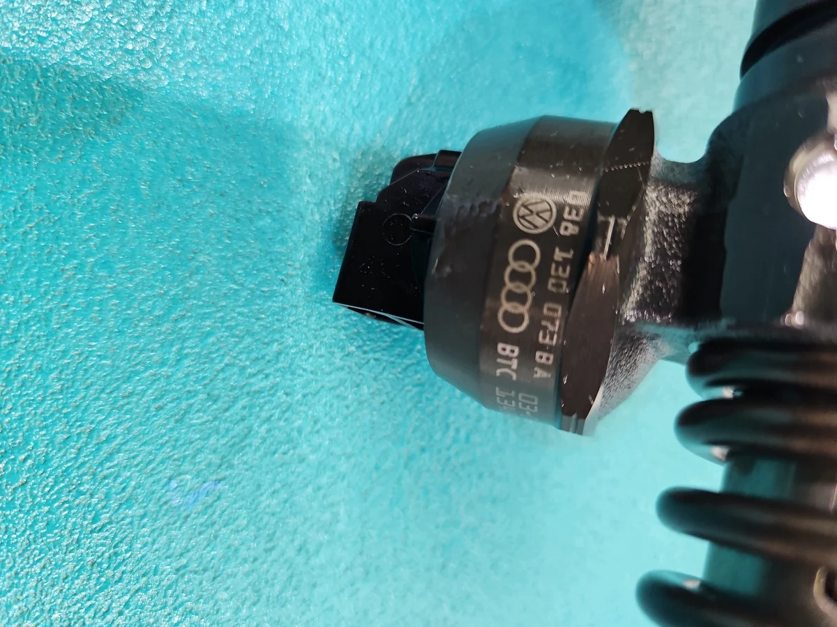 Prüfstand Einspritzdüse 1.9 TDI 038130073BA image 3