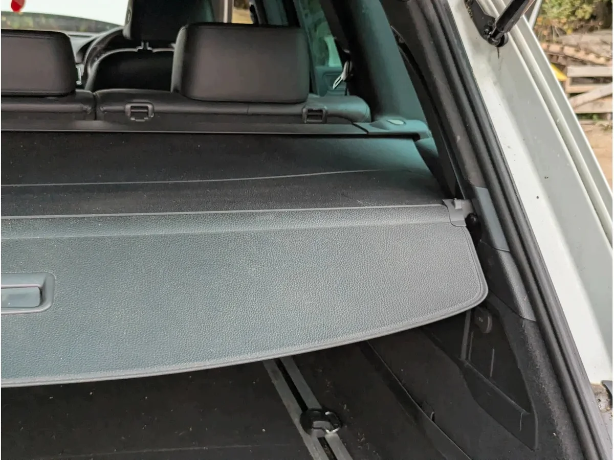 VW Touareg 7P Coffre Arrière 2013 image 3