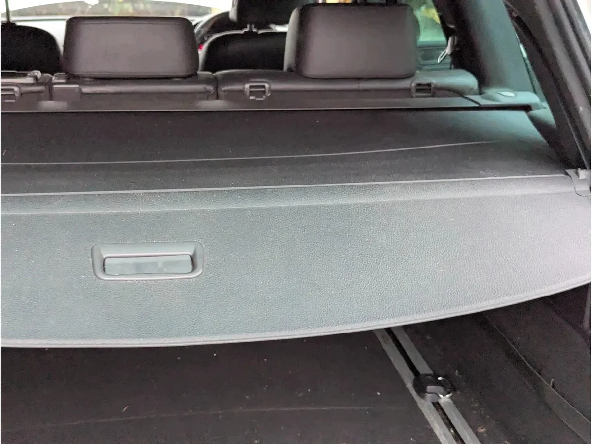 VW Touareg 7P Coffre Arrière 2013 image 4