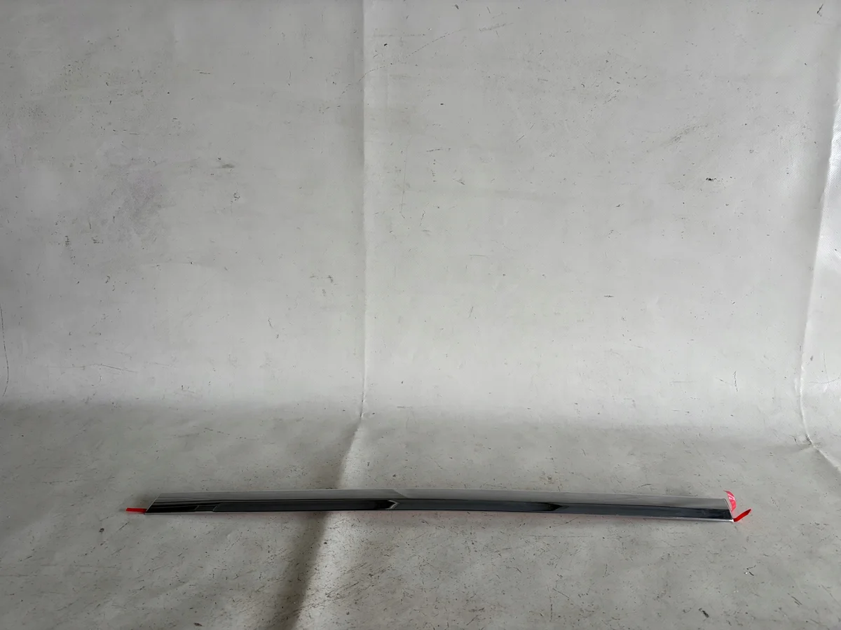 Lijst afwatering ruit Audi A3 8V links voor