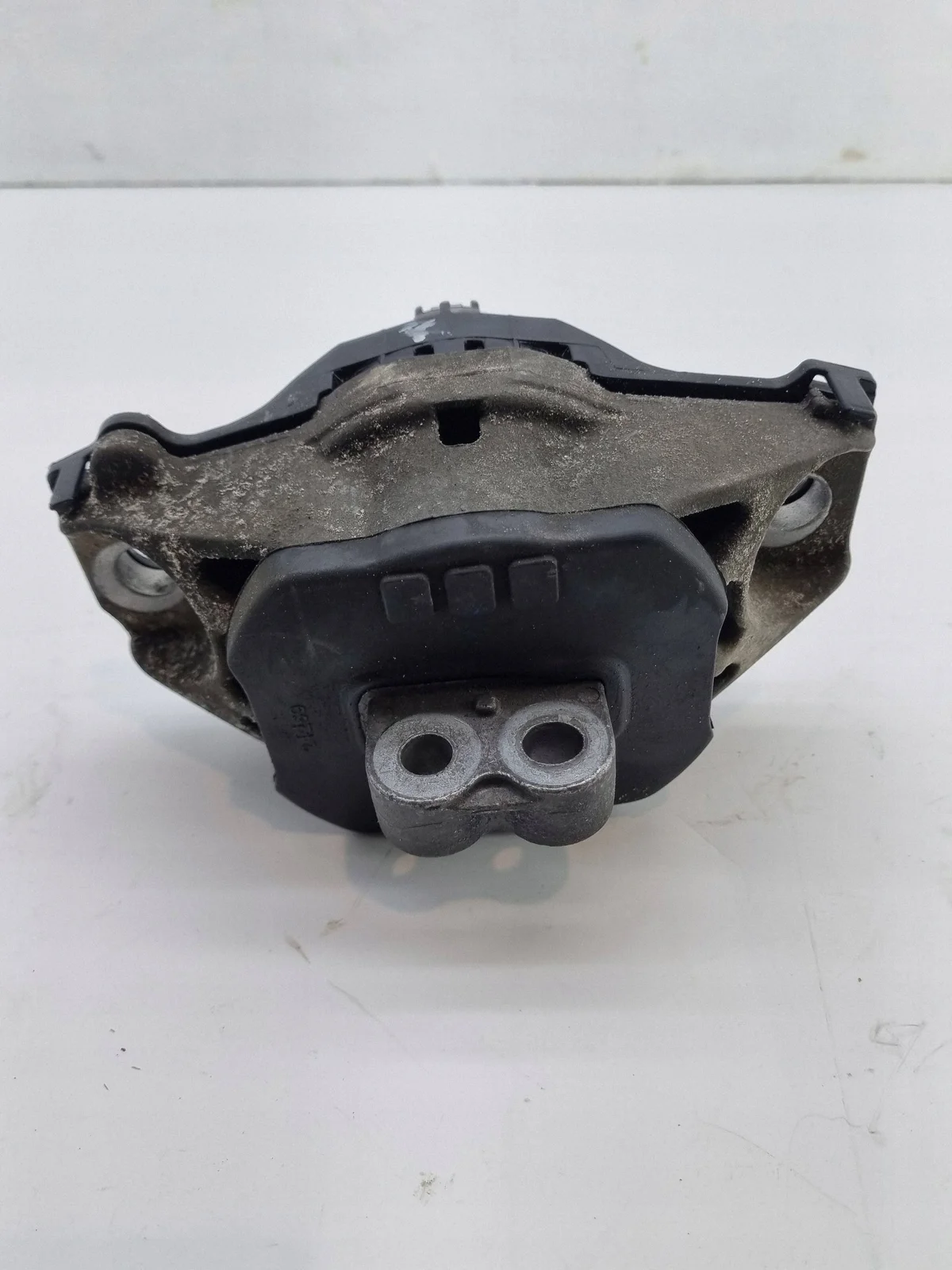 2022 Jeep Grand Cherokee Engine Mount 68375806AE image 3