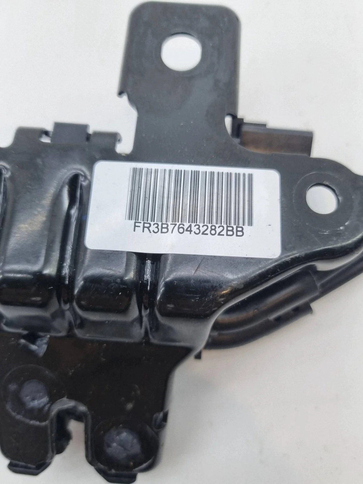 Takaluukun lukko Ford Mustang VII FR3B7643282BB image 3